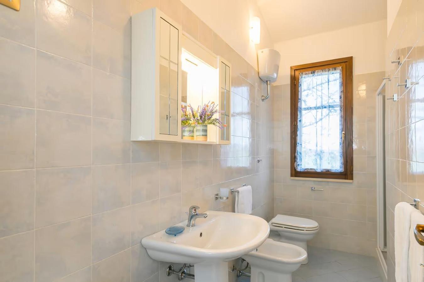 Agriturismo I Debbi 비보나 외부 사진