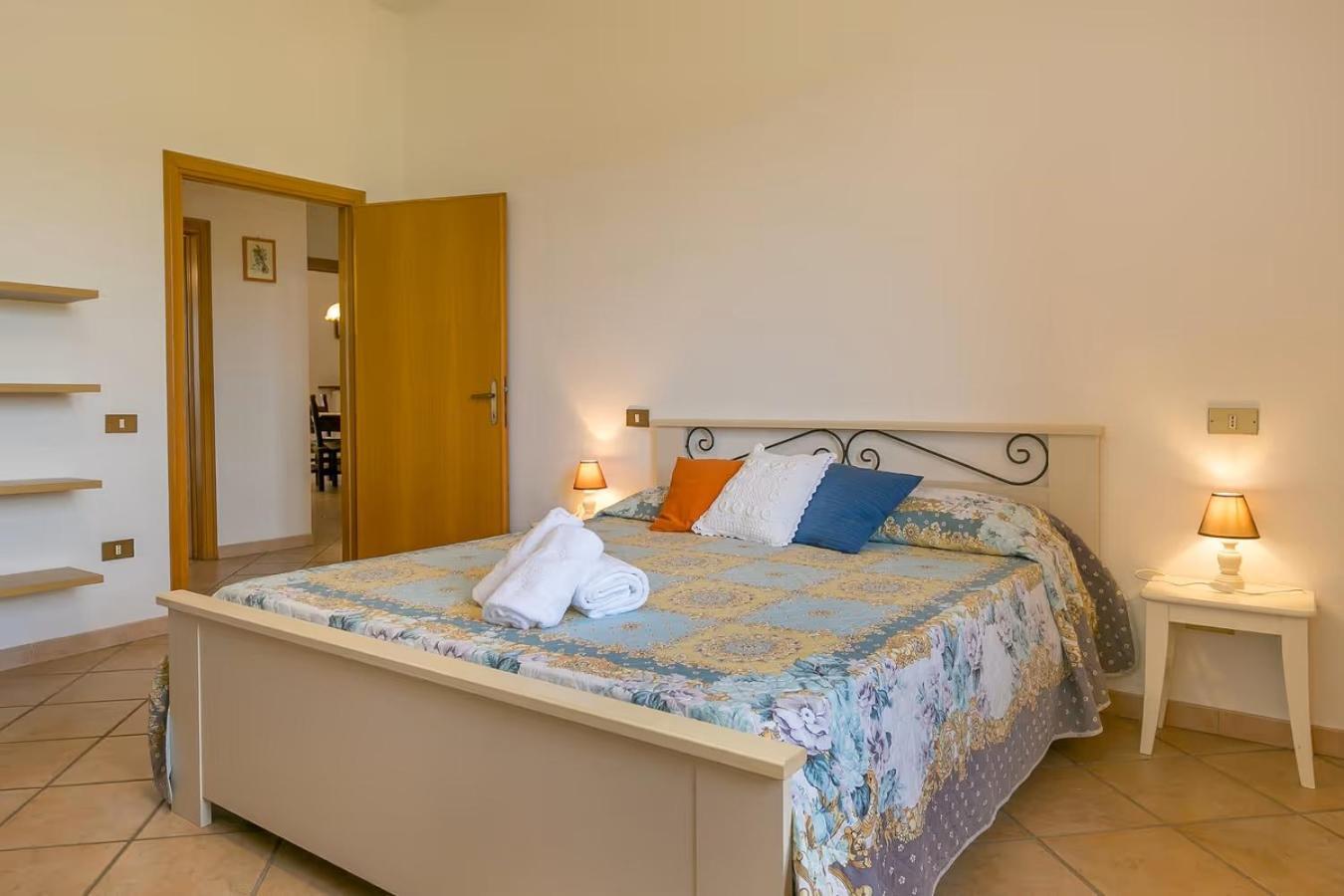 Agriturismo I Debbi 비보나 외부 사진