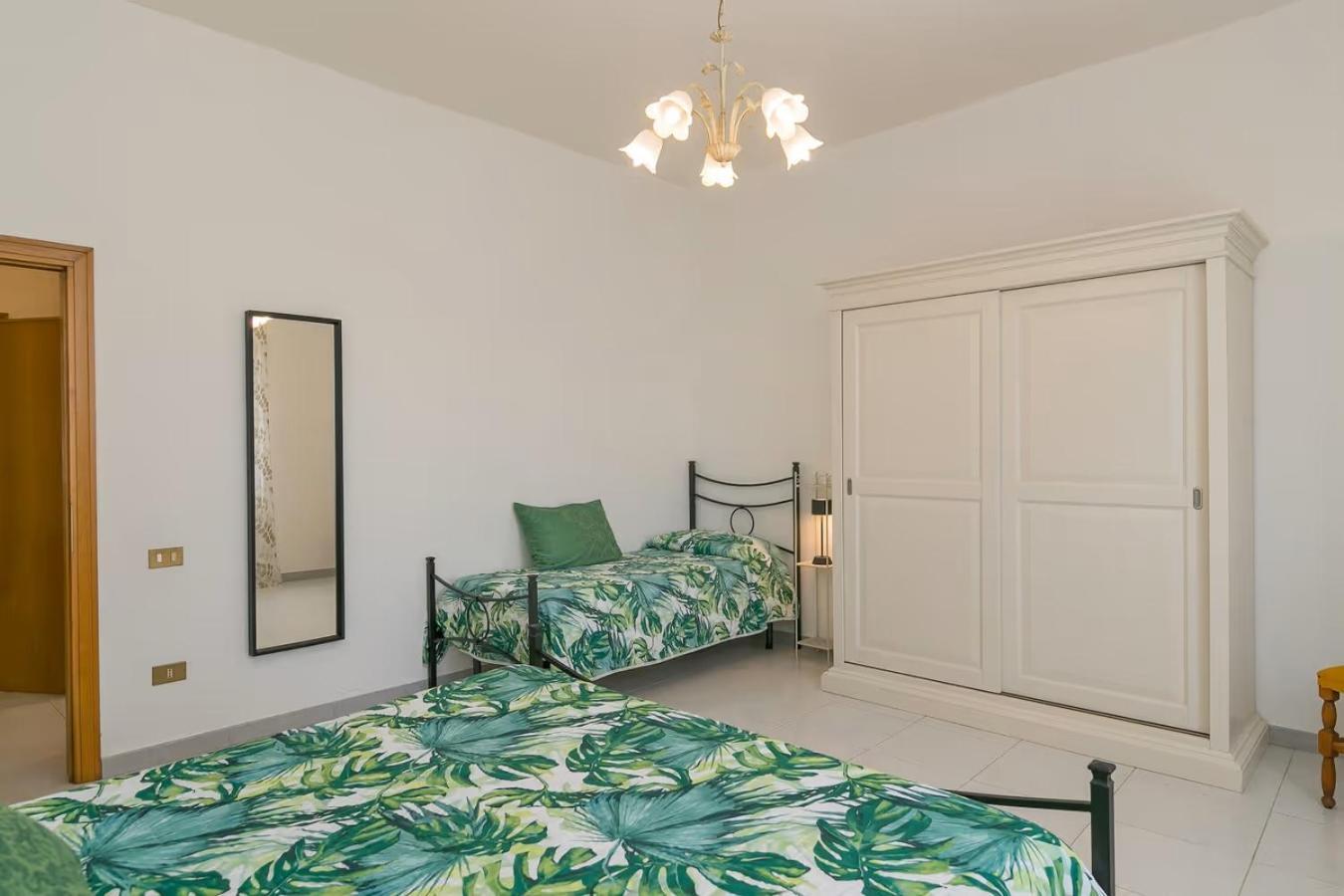 Agriturismo I Debbi 비보나 외부 사진