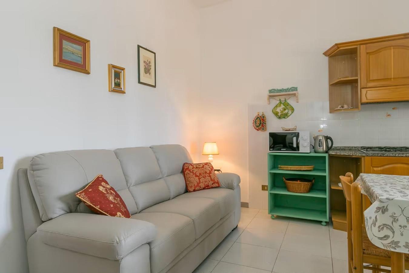 Agriturismo I Debbi 비보나 외부 사진