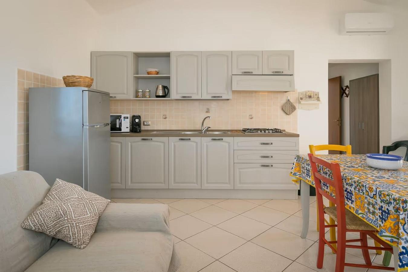 Agriturismo I Debbi 비보나 외부 사진
